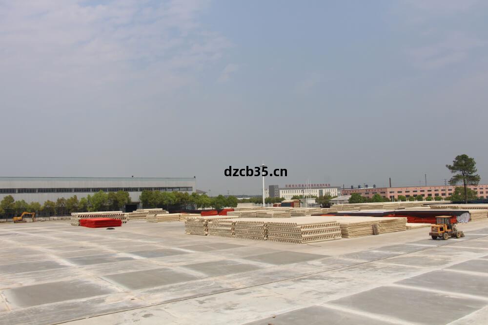 安徽(hui)管材堆(dui)場